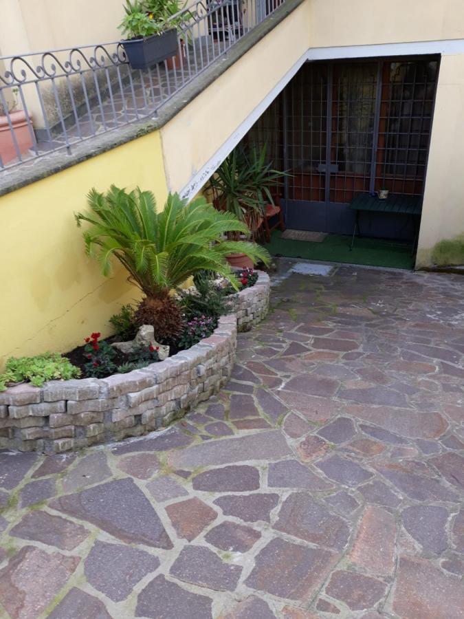 Flowery House Apartment Rome Bagian luar foto